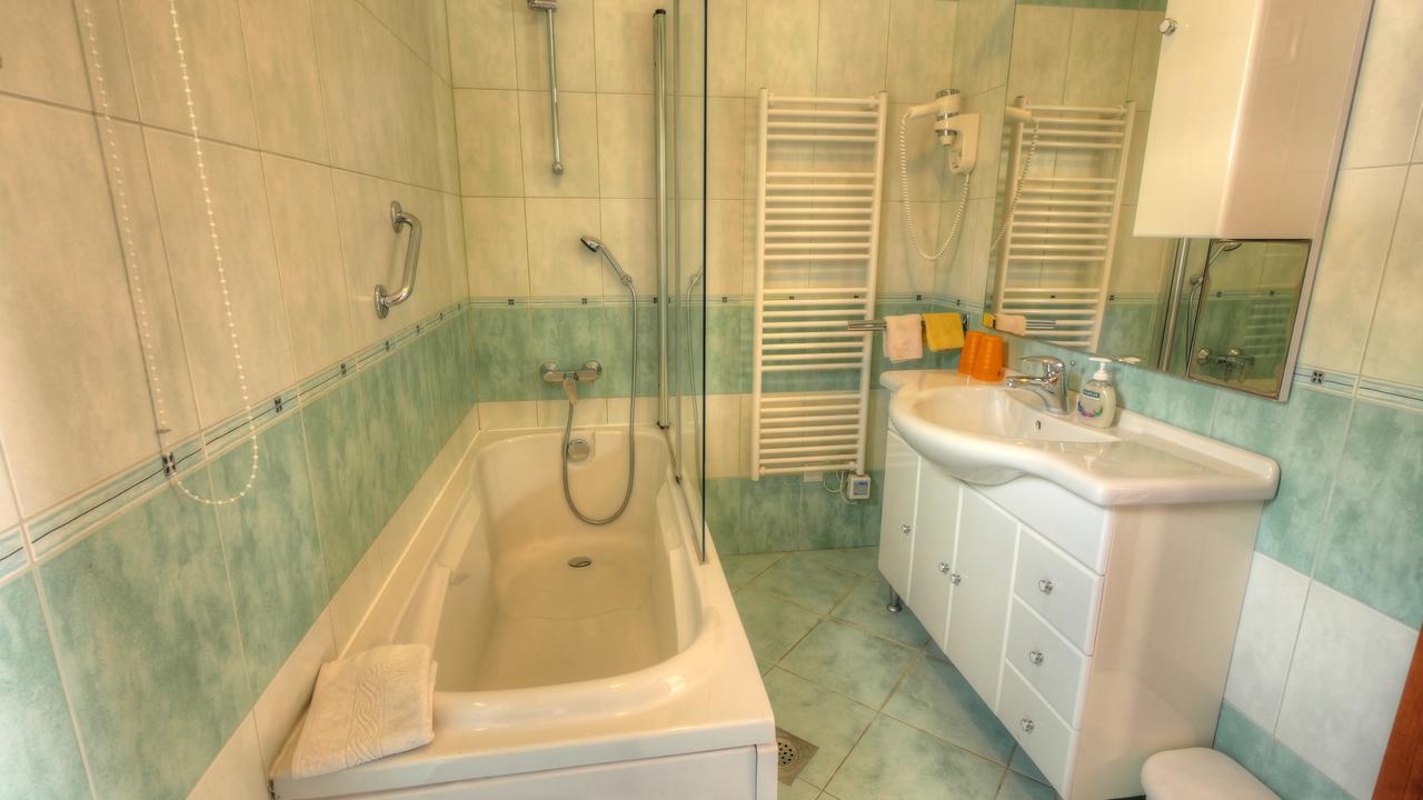 Apartment Villa Molina Mlini Bagian luar foto
